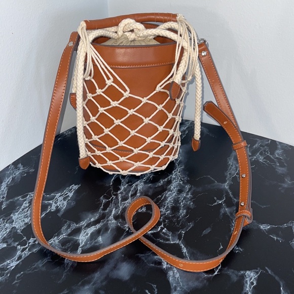 Steve Madden Handbags - Women’s Crossbody Handbag Steve Madden Mermaid Bucket Net Bag Brown NEW